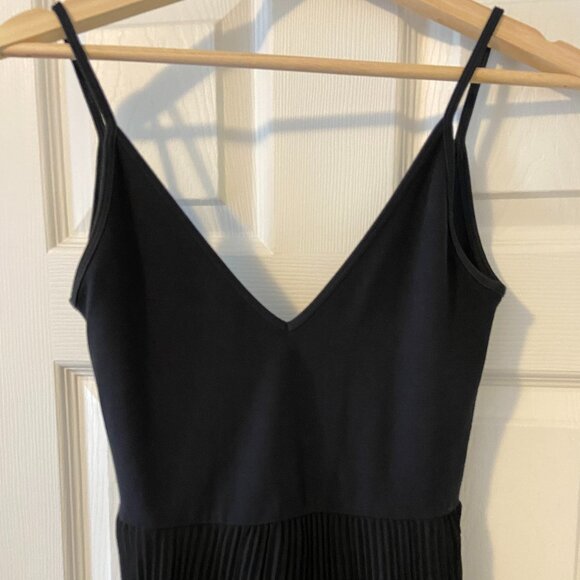 Wilfred/Aritzia Daphnee Dress in Black - Picture 6 of 13